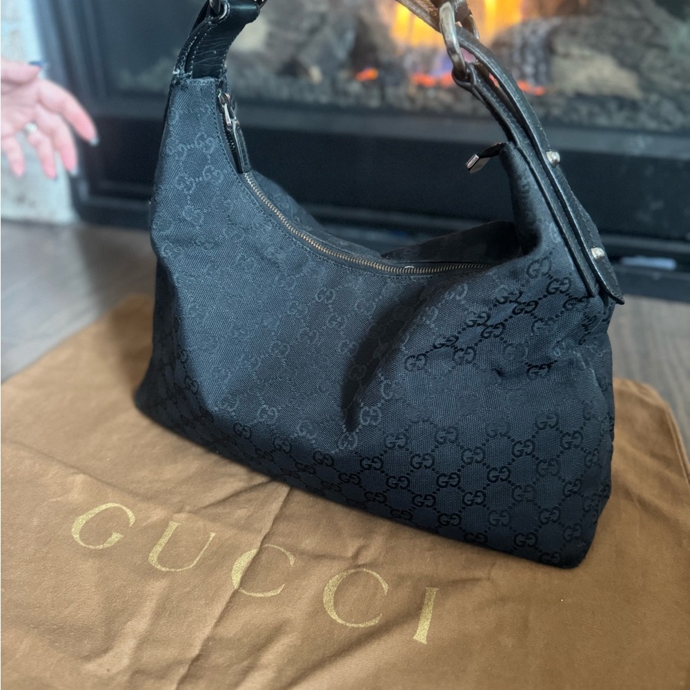 Gucci Black Monogram Hobo Bag - Picture 3 of 9